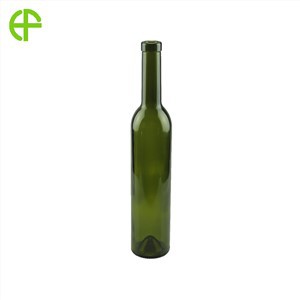 Botella de vino de hielo verde antigua