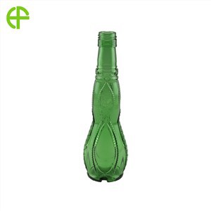 Aceite de oliva en botellas de vidrio